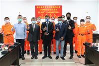 圖說：100噸級巡防救難艇PP-10077交船儀式貴賓合影