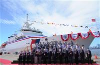 圖說：台船承造海洋委員會海巡署艦隊分署4000噸級巡防艦「新竹艦」交艦典禮貴賓合影