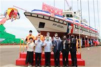 圖說：台船公司承造海洋委員會海巡署艦隊分署100噸級巡防救難艇HNO.1150下水典禮貴賓合影