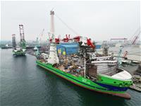 圖2： 台船公司建造中全迴旋大型浮吊船「環海翡翠輪」(Green Jade)